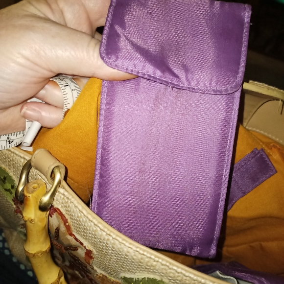 LG Bueno bag detachable accessories! - Picture 10 of 16